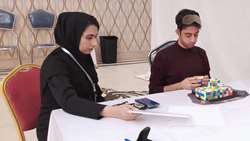 رکورد زنی دانشجوی پزشکی دانشگاه علوم پزشکی ایران در مسابقات بین المللی  مکعب روبیک